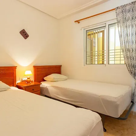 2 Bedroom Amazing In Apartment